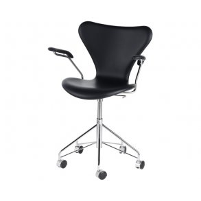 3217 Kontorstol af Arne Jacobsen | Essential/krom