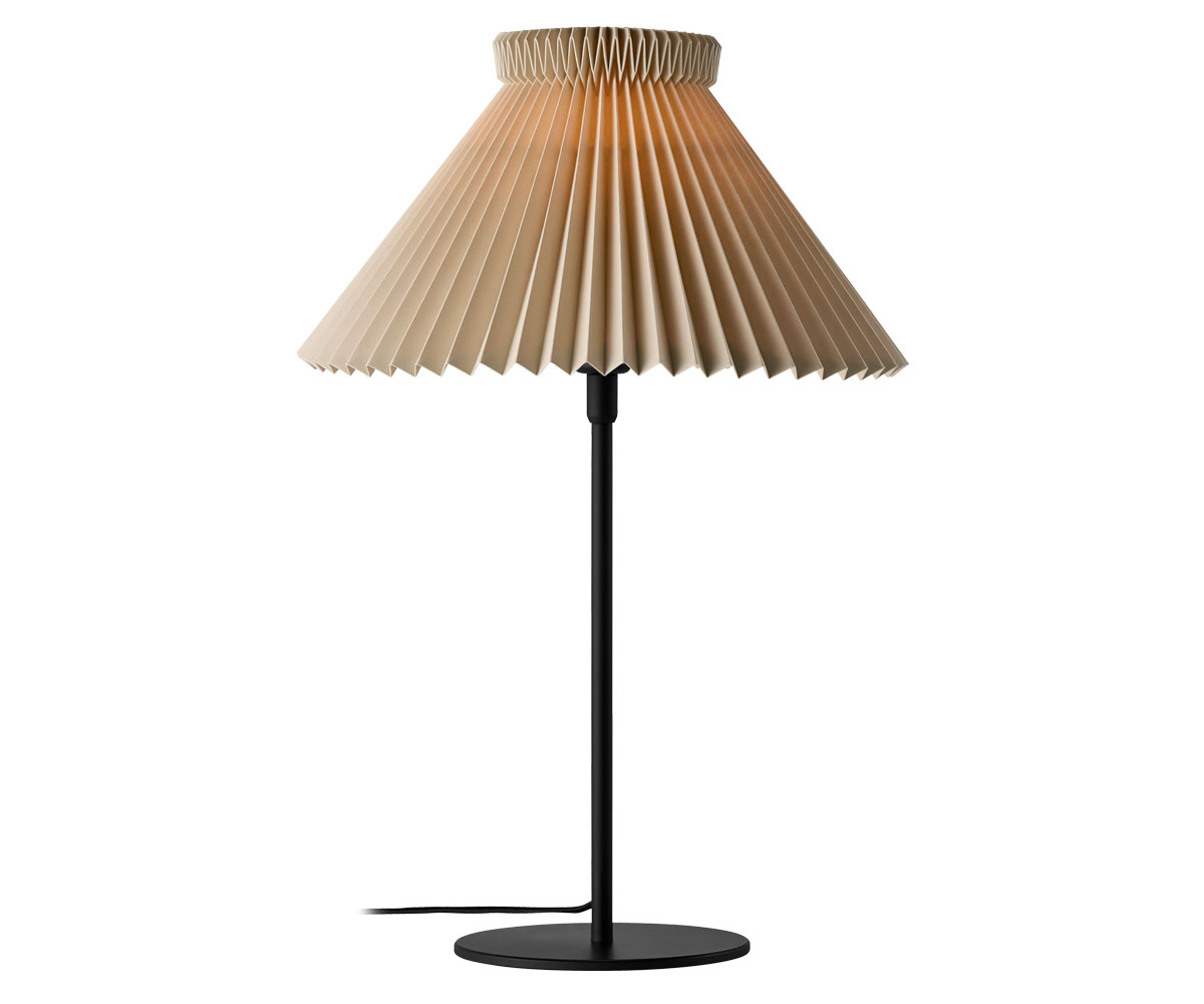 Le Klint - Le Klint Model 334 bordlampe Buttermilk (papir)