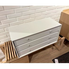 Montana 6111 m. 3 skuffer