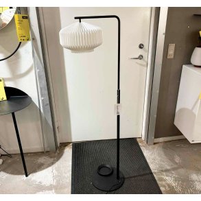 Le Klint 386 SHIBUI gulvlampe