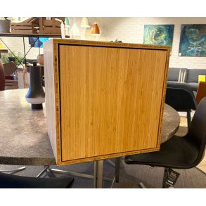 Kvart Reol m. l�ge (Bambus)