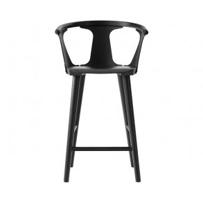 In Between SK7 (Sortlakeret eg)