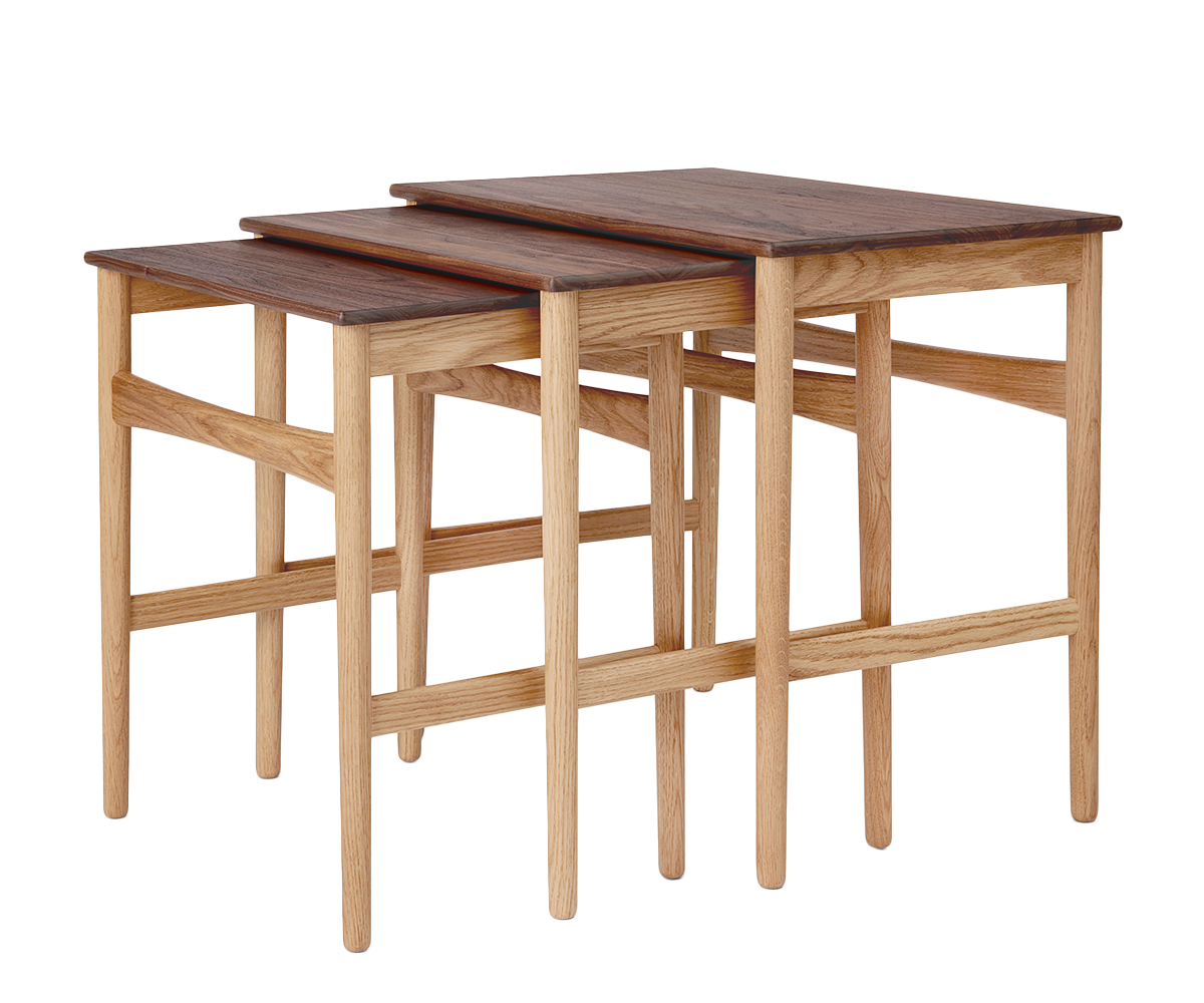 CH004 Nesting Tables af Hans J. Wegner Køb det her
